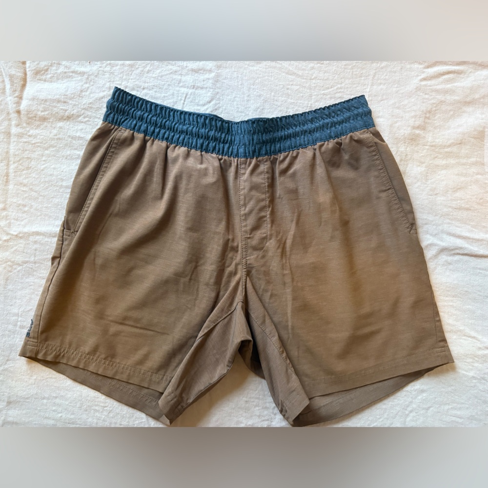 Prana Brown and Black Elastic Waist Climbing Shorts